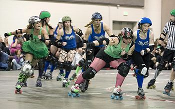 Datei:Treasure-Valley-Roller-Girls.jpg